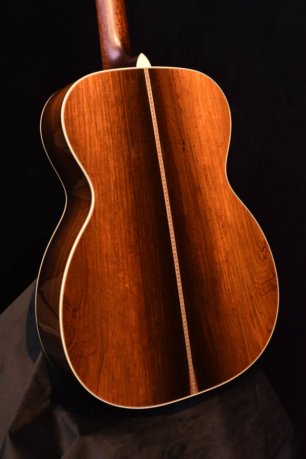 Bourgeois 000 14 Fret Vintage Adirondack Spruce and Brazilian Rosewood- Short Scale Acoustic Guitar