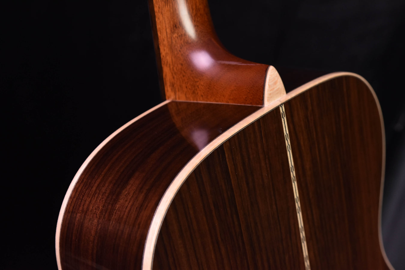 Martin 000-28 Brooke Ligertwood Signature 000-14 Fret Acoustic Guitar