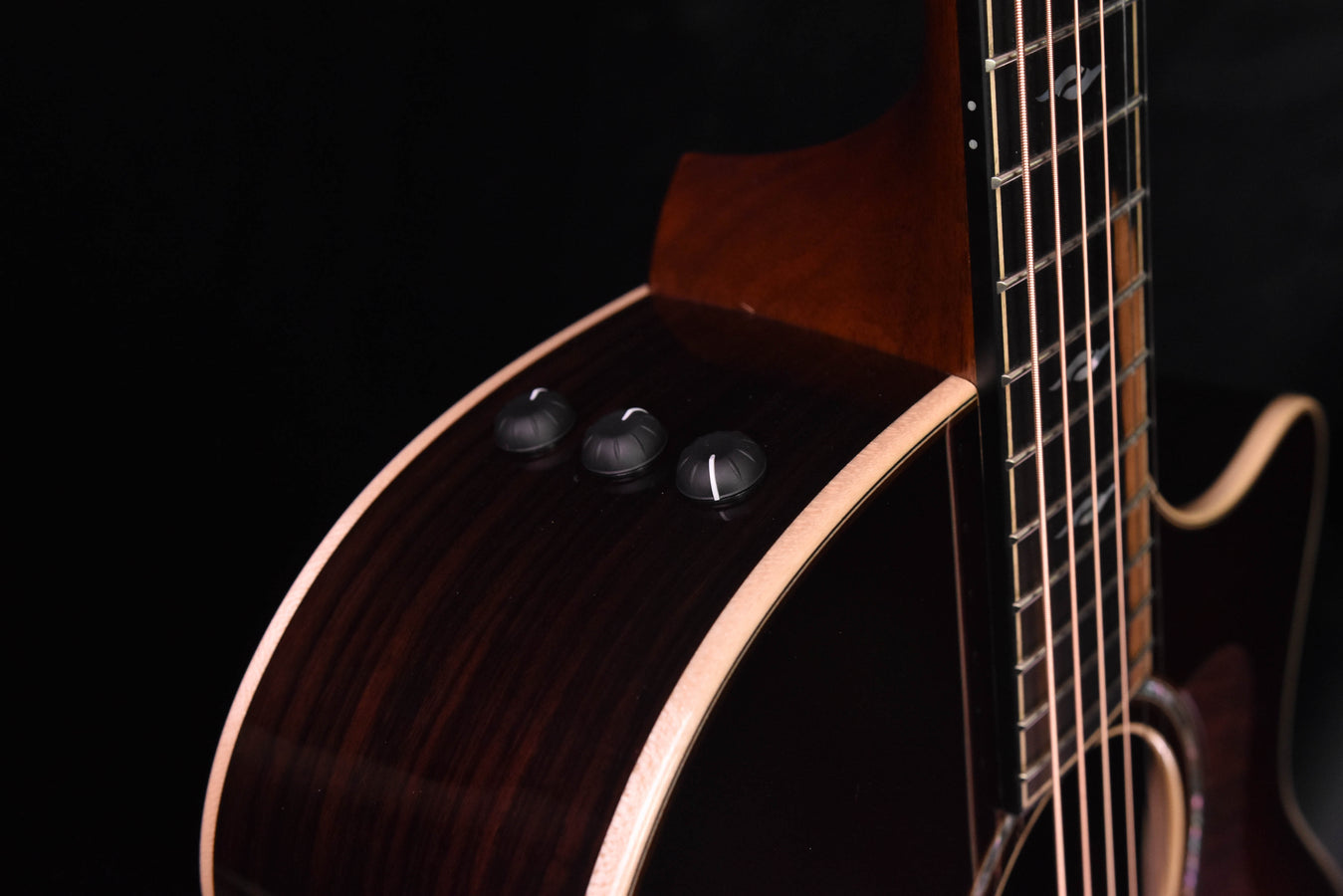 Taylor 814CE TSB Tobacco Sunburst Acoustic Guitar with Arm Bevel