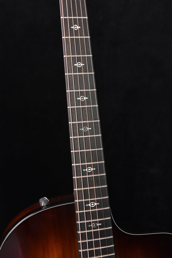 Taylor 224CE-K DLX Cutaway Acoustic Guitar