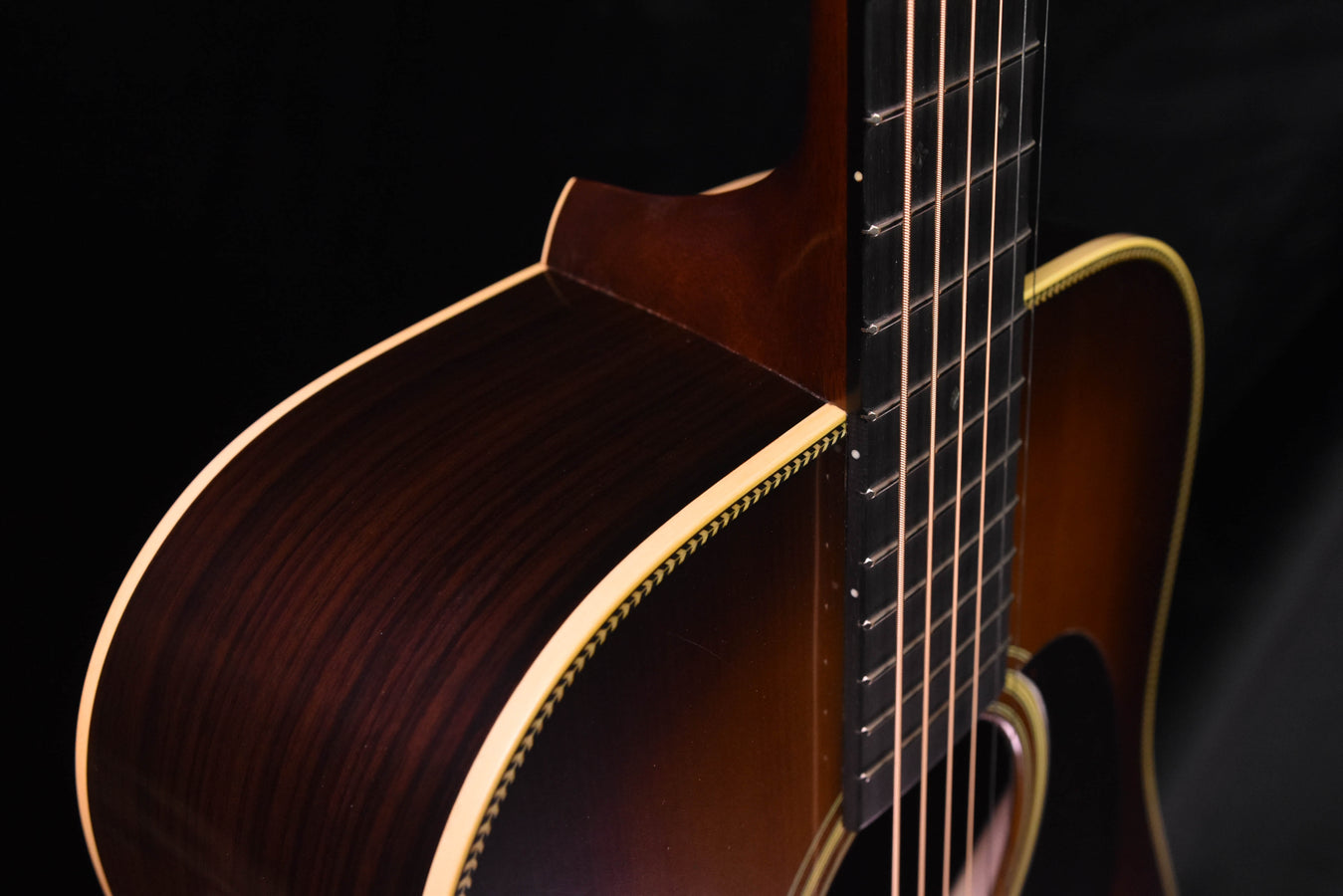 Martin Custom Shop Expert D-28 Authentic Dreadnought Acoustic Guitar with Stage 1 Aging Ambertone (CE-04)