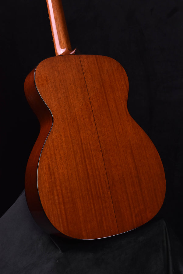 Collings OM1AT Adirondack Spruce top, Traditional Package, Sunburst Acoustic Guitar