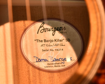 bourgeois banjo killer sloped shoulder  dreadnought guitar