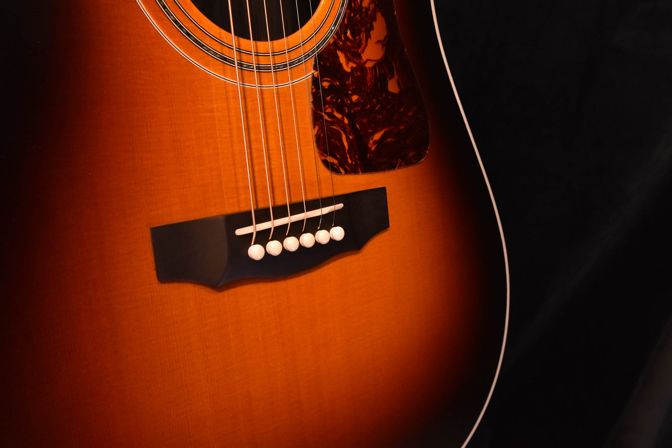 Guild D-55E Sunburst Traditional Series Antique Tobacco Burst (ATB) Acoustic Guitar