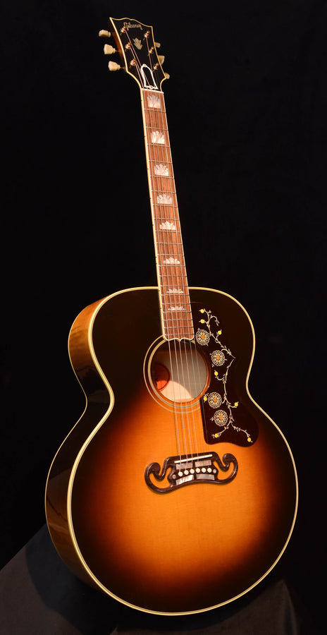 Gibson SJ-200 Original Vintage Sunburst Jumbo Acoustic Guitar