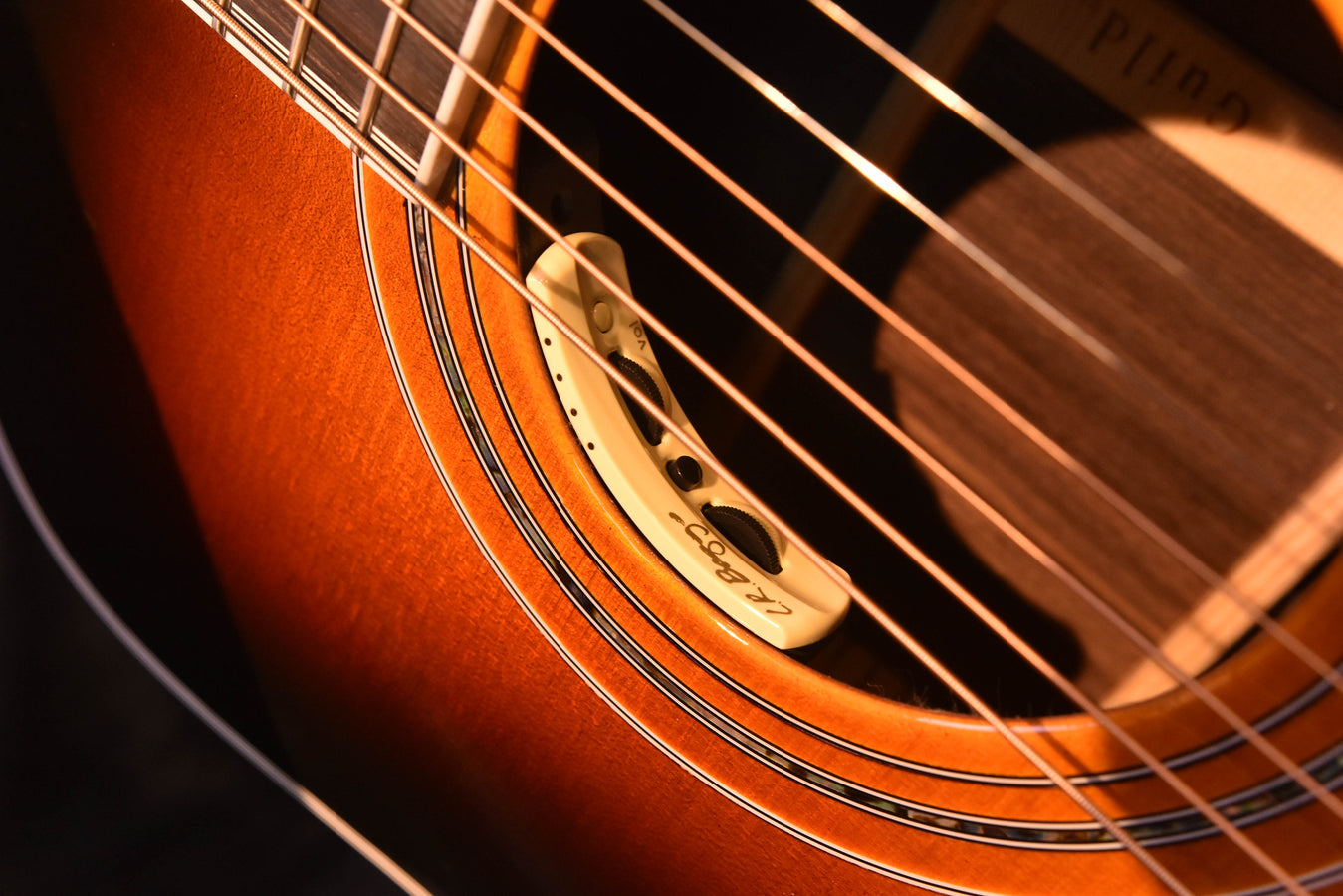 Guild D-55E Sunburst Traditional Series Antique Tobacco Burst (ATB) Acoustic Guitar