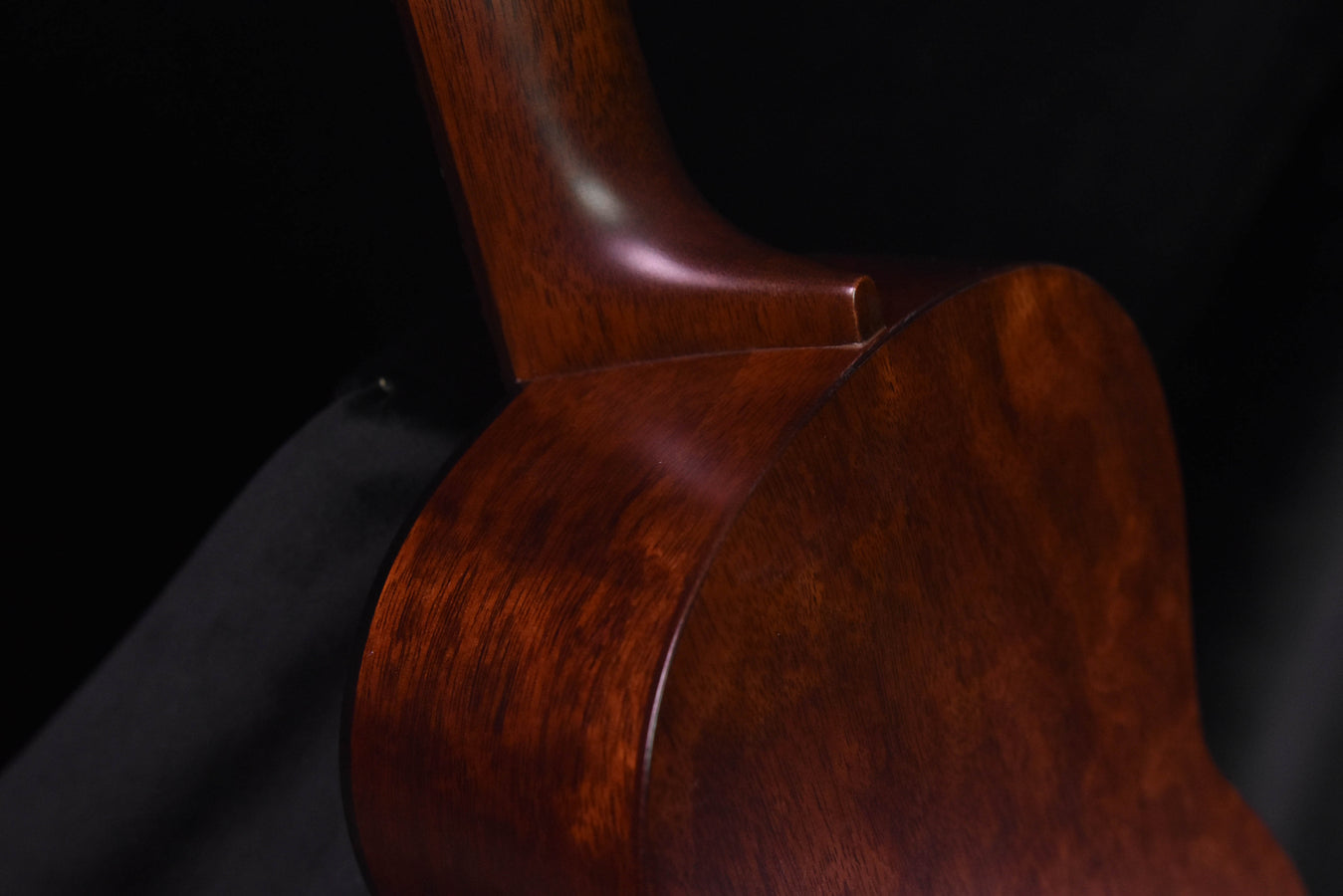 Martin 1T "IZ" Tenor Ukulele