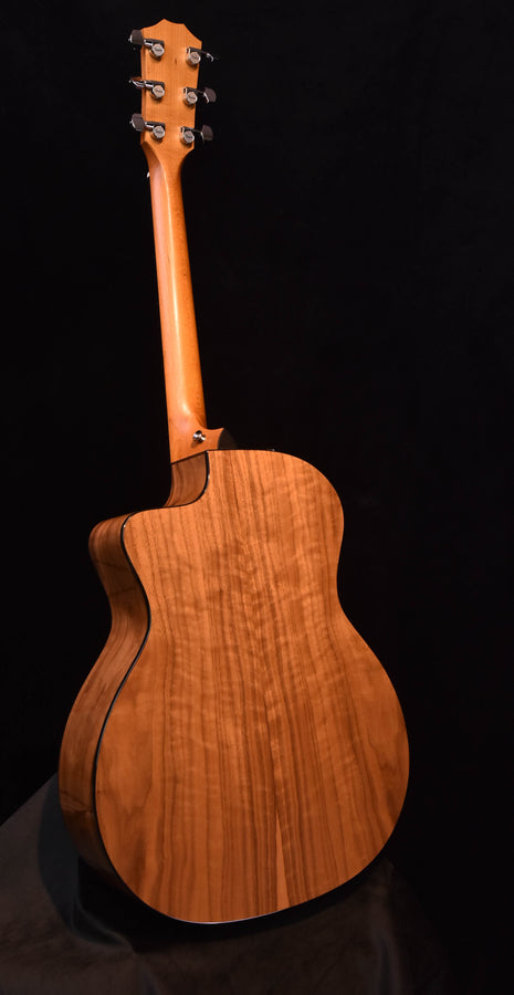 Taylor 114ce Layered Walnut Acoustic-Electric Guitar