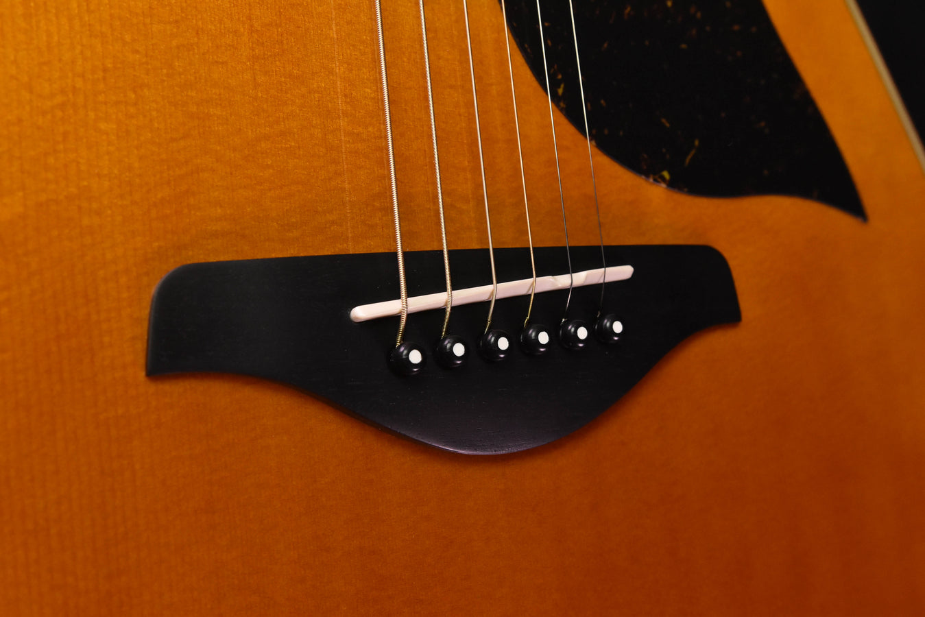 Yamaha A5R VN ARE Natural Cutaway Dreadnought Acoustic Guitar