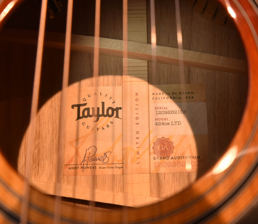 Taylor 424CE WSB Ltd Urban Ash Western Sunburst Acoustic Guitar