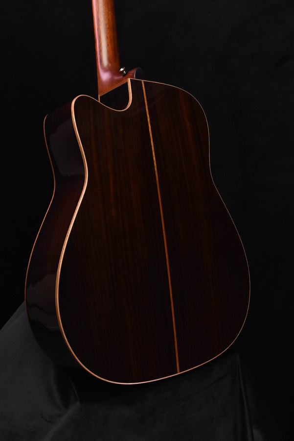 Yamaha A5R VN ARE Natural Cutaway Dreadnought Acoustic Guitar
