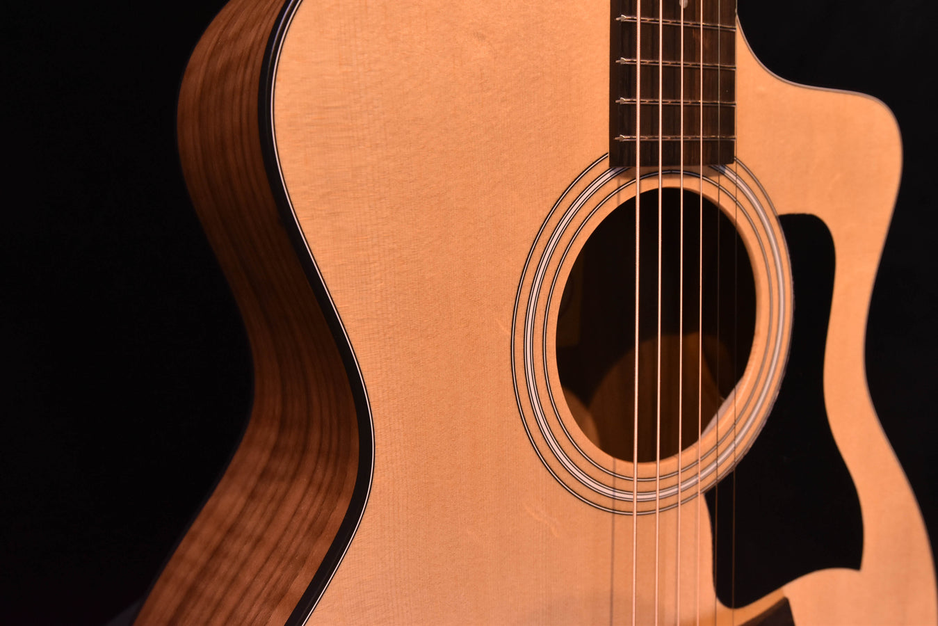 Taylor 114 CE Layered Walnut Acoustic Electric Guitar