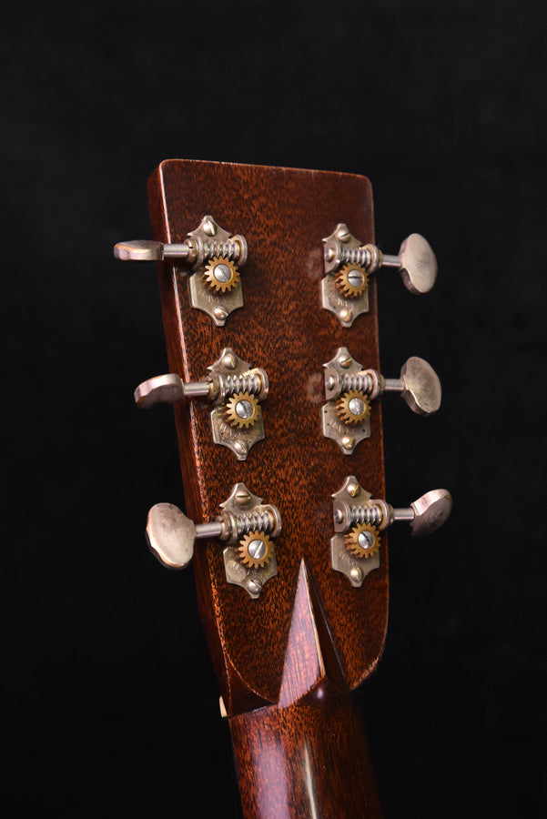 Martin D-28 "Authentic" Custom Shop Expert " 1937 Dreadnought Guitar with Stage 1 Aging CE-03