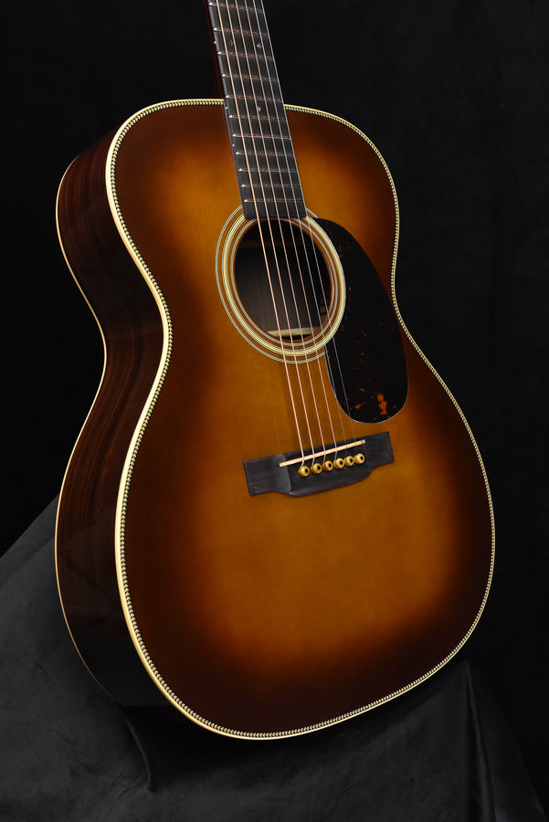 Martin Custom Shop Expert 000-28 Authentic 1937 Acoustic Guitar- Ambertone finish with Stage 1 Aging(CE-08)