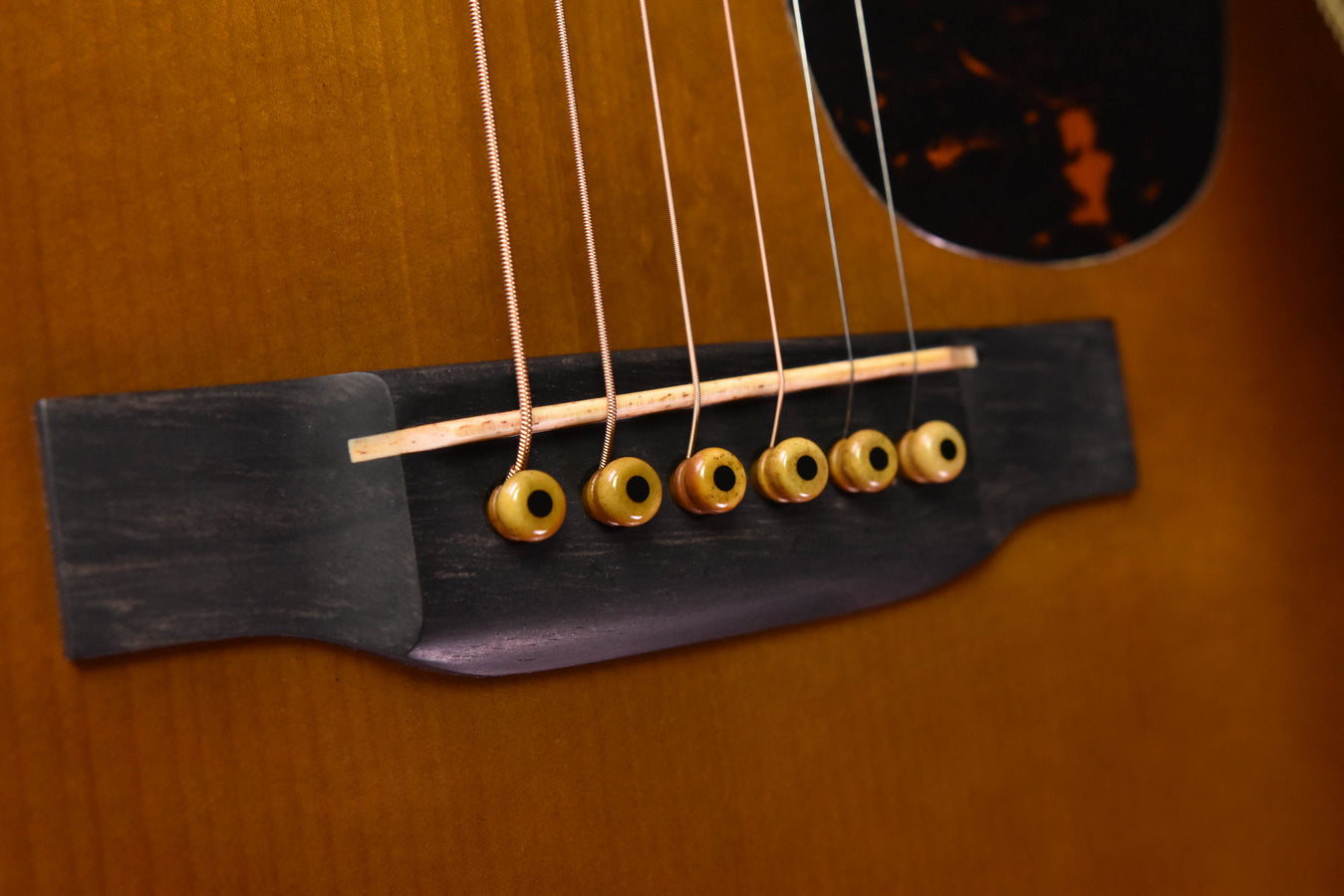 Martin Custom Shop Expert 000-28 Authentic 1937 Acoustic Guitar- Ambertone finish with Stage 1 Aging(CE-08)