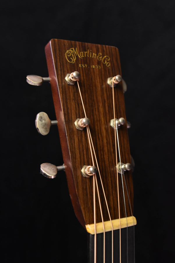Martin Custom Shop Expert 000-28 Authentic 1937 Acoustic Guitar- Ambertone finish with Stage 1 Aging(CE-08)