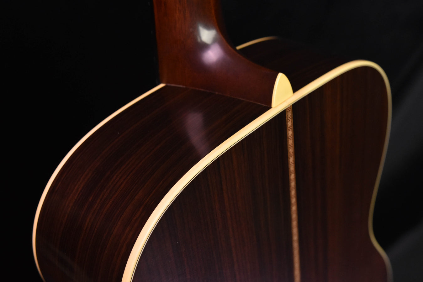 Martin Custom Shop Expert 000-28 Authentic 1937 Acoustic Guitar- Ambertone finish with Stage 1 Aging(CE-08)