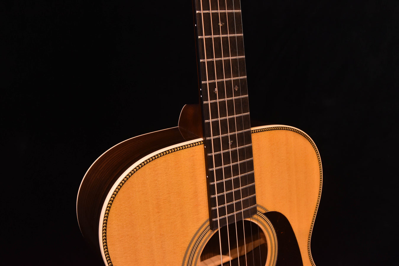 Martin 00-28 Standard Acoustic Guitar