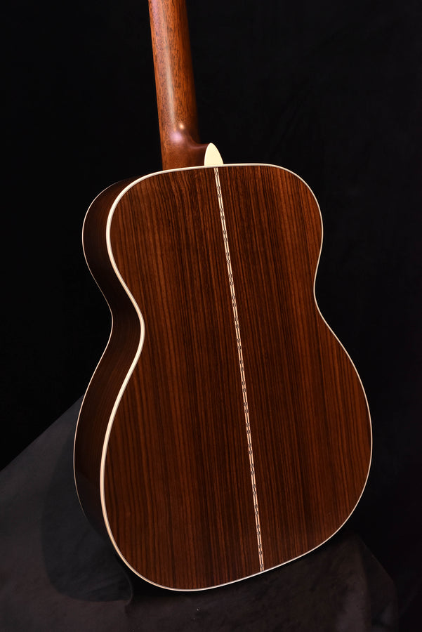 Martin 00-28 Standard Acoustic Guitar