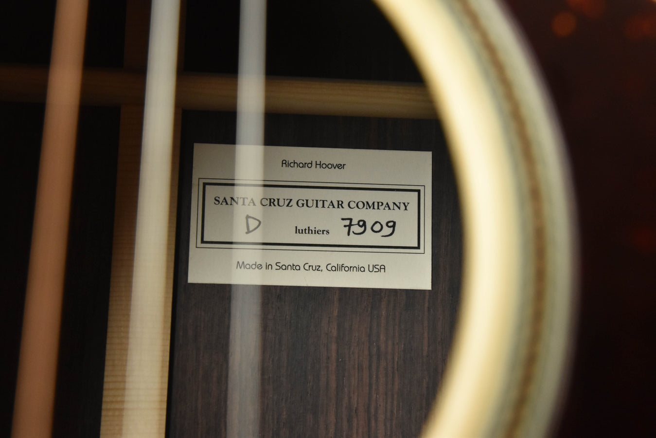 Santa Cruz D Custom Tony Rice Specs- Adirondack Spruce  Top, Hide Glue