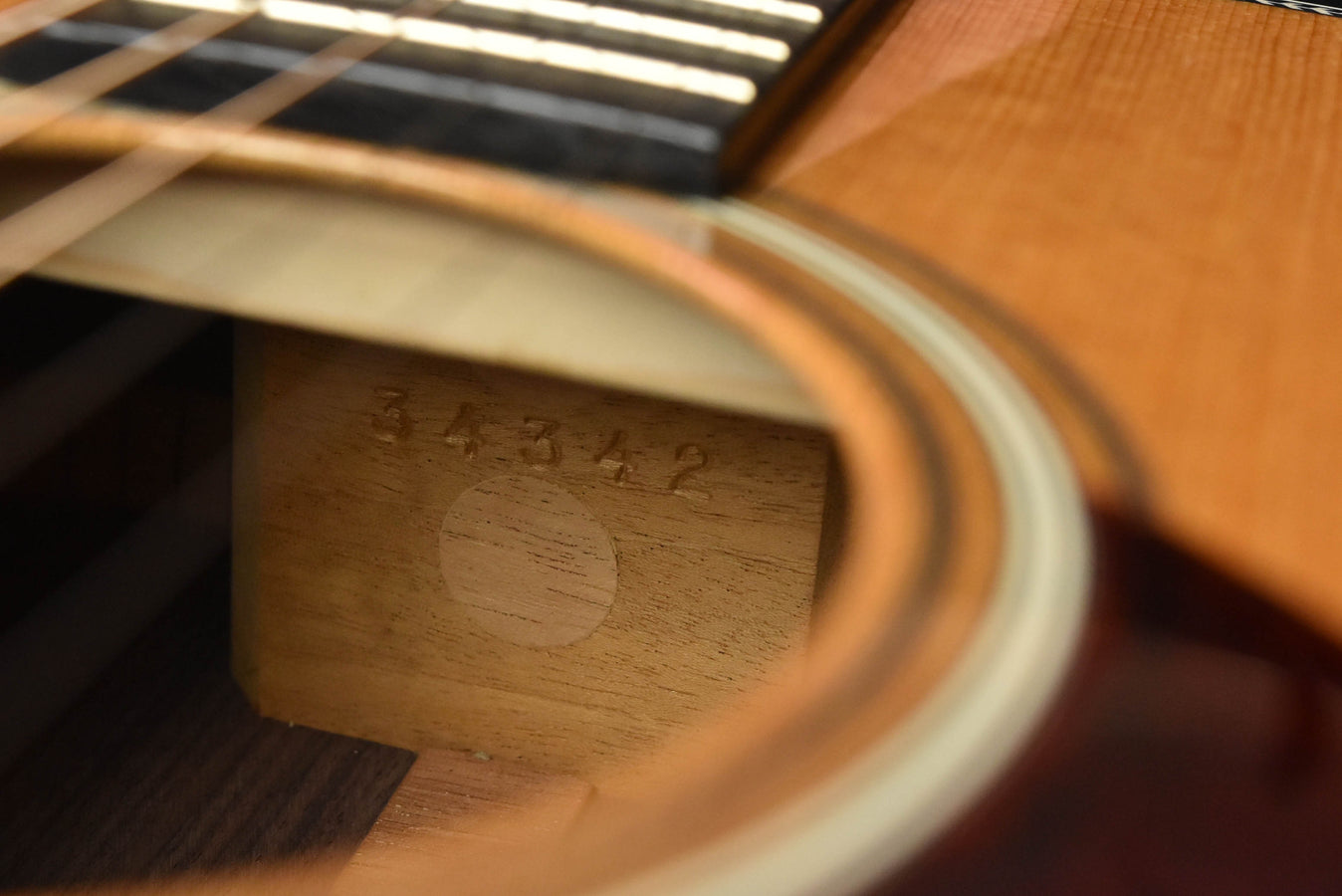Collings OM2H Baked Sitka Spruce Top, 1 3/4" Nut Acoustic Guitar