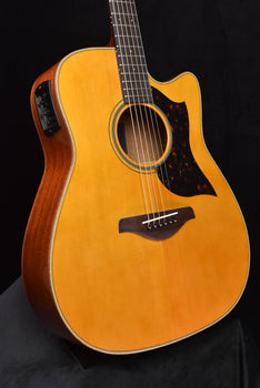 yamaha a1m vn dreadnought acoustic/electric guitar