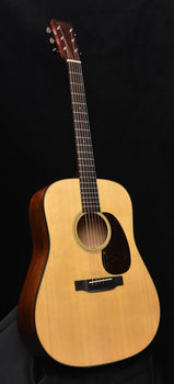 martin d-18 standard dreadnought acoustic guitar-gloss