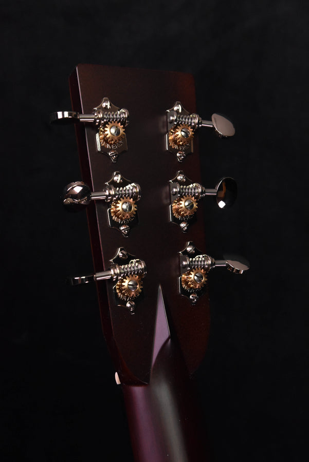 Santa Cruz D Prewar Custom Guitar Adirondack Spruce Top Figured Walnut back and sides Hide Glue