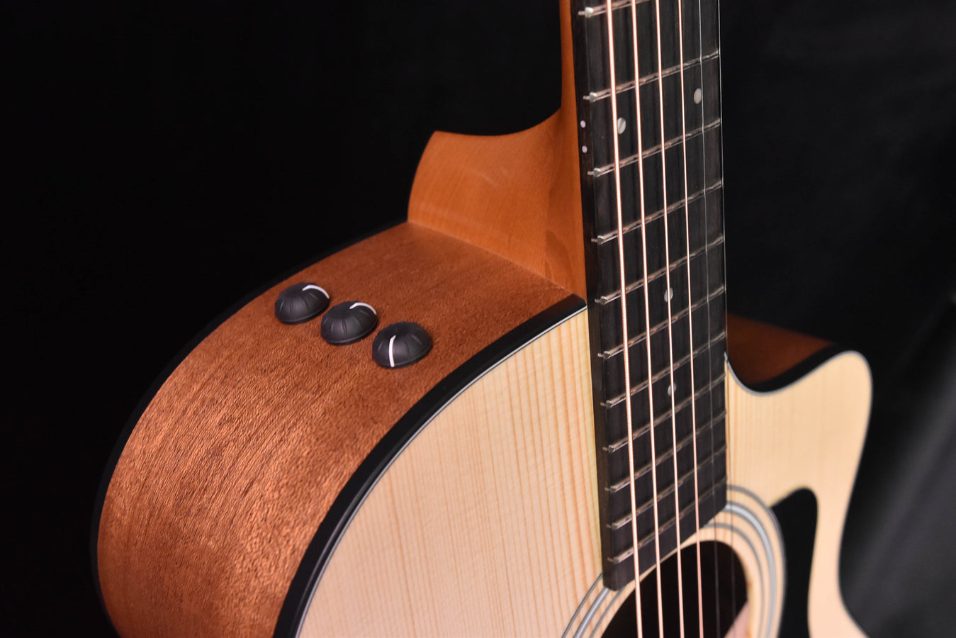 Taylor 112CE-S (sapele) Acoustic Electric Guitar