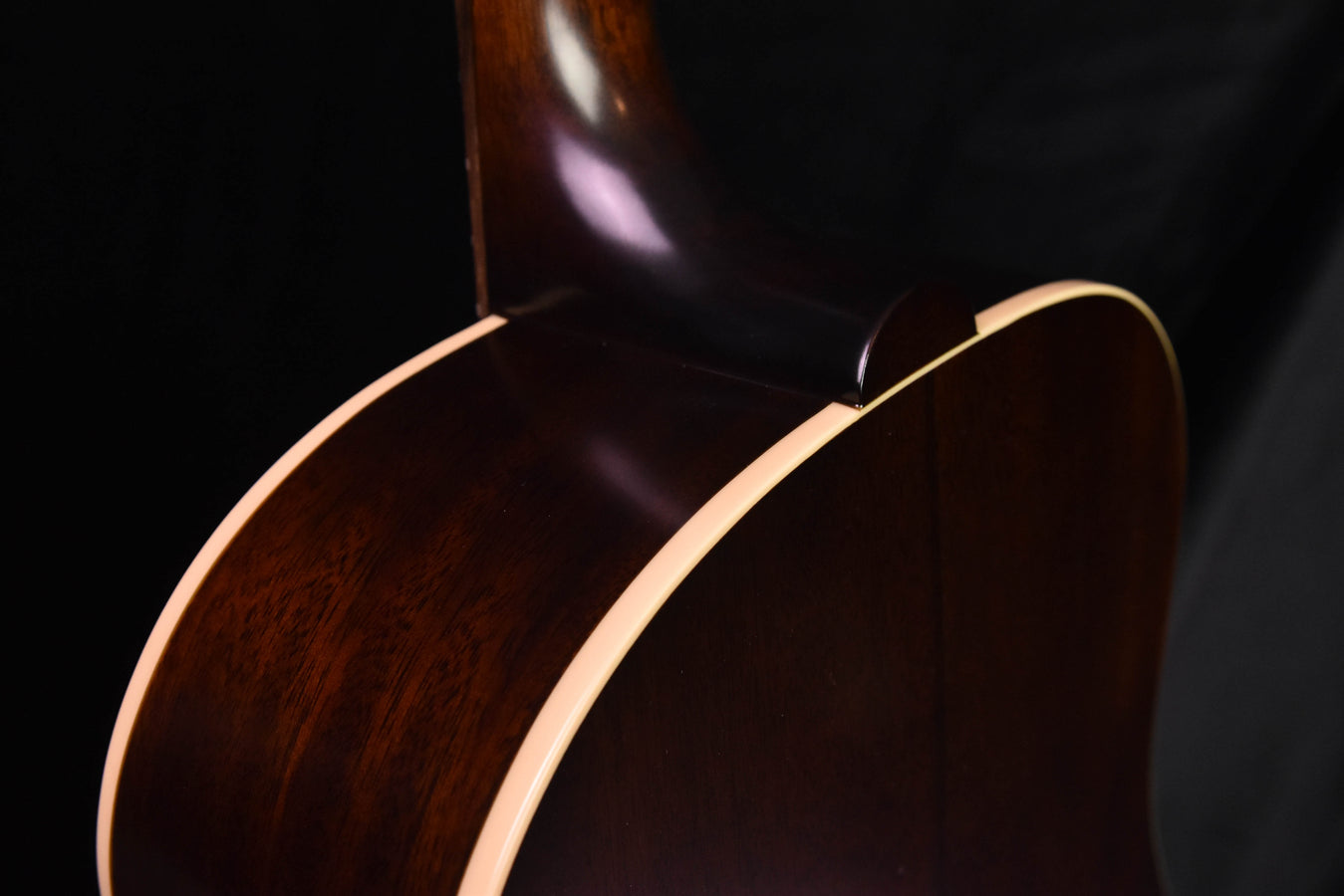 Epiphone "Inspired By Gibson" 1942 Banner J-45 Acoustic Guitar