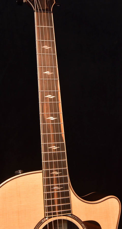 Taylor 814CE  V-Class Acoustic Electric cutaway guitar