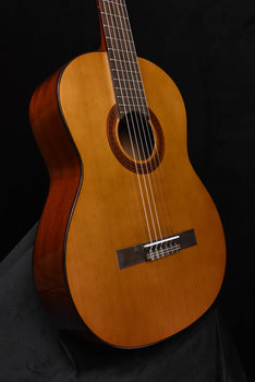 cordoba c5 cedar top classical guitar