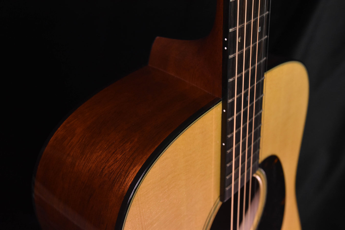 Martin D-18 Dreadnought Acoustic Guitar