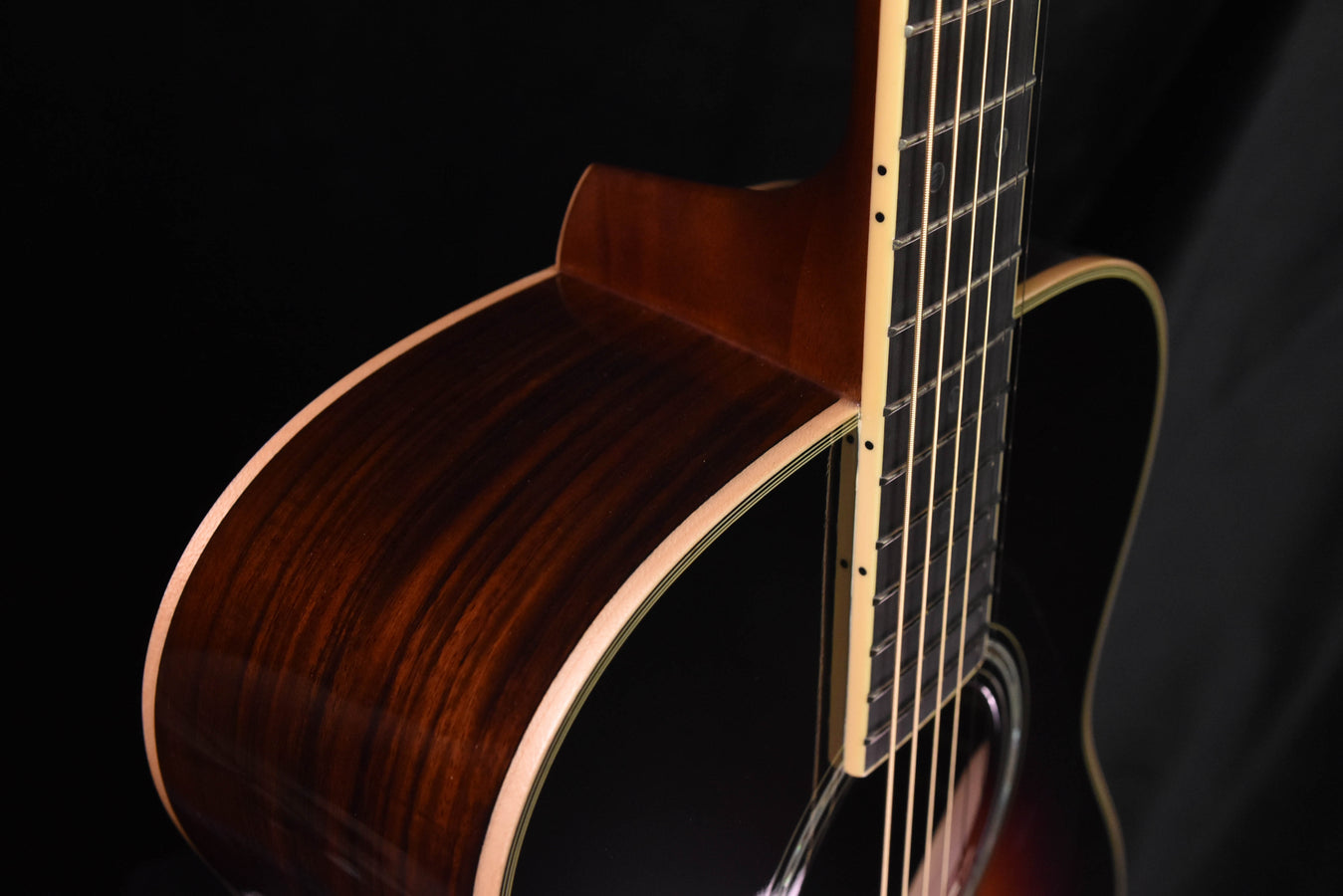 Yamaha LS-TA BS Transacoustic Guitar Brown Sunburst