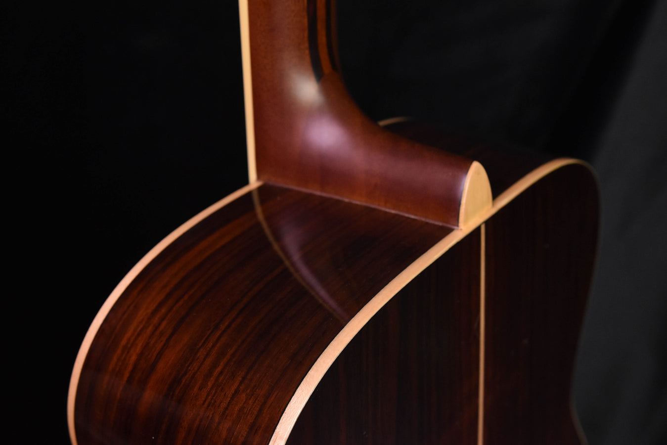 Yamaha LS-TA BS Transacoustic Guitar Brown Sunburst