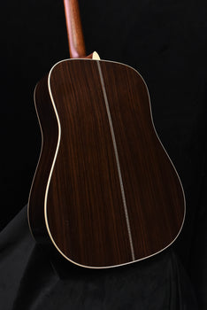 martin hd-28 dreadnought acoustic guitar