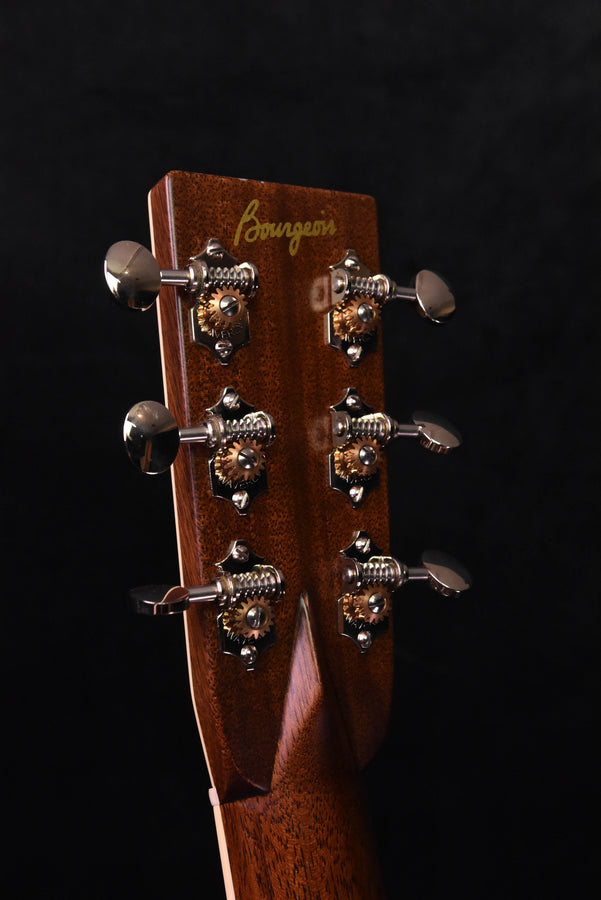 Used Bourgeois OM Vintage Heritage Series Adirondack Spruce/Cocobolo. Hide Glue Acoustic Guitar