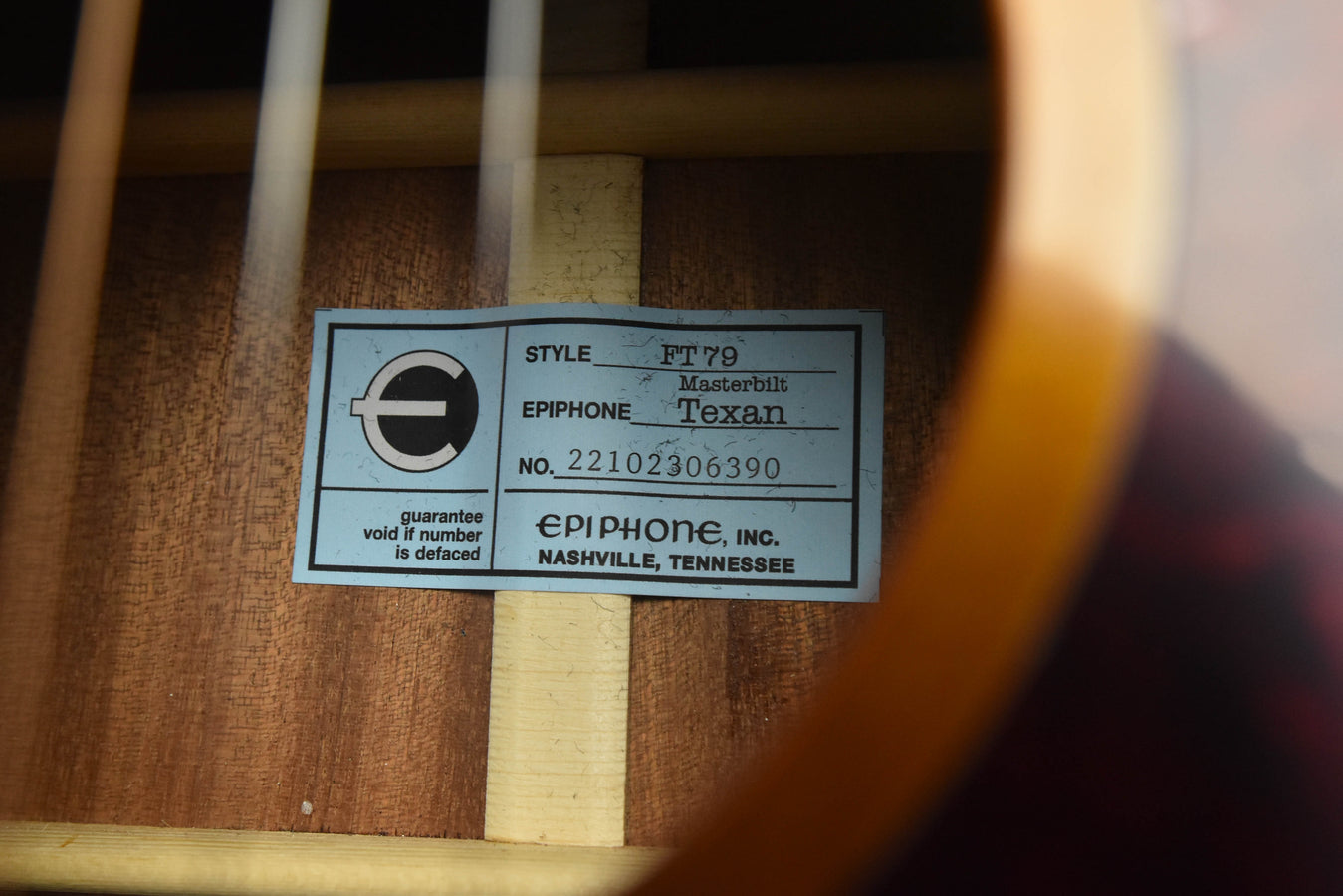 Epiphone Labels Epiphone Masterbuilt Texan Acoustic Guitar Aged Natural antique Gloss