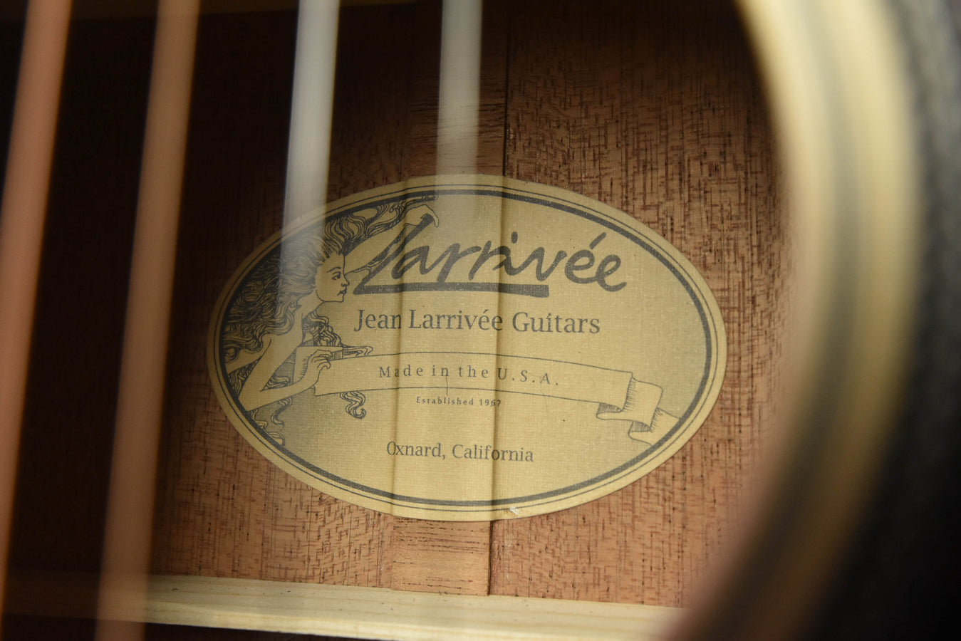 Larrivee OM-03 Mahogany Maple Leaf Special Acoustic Guitar