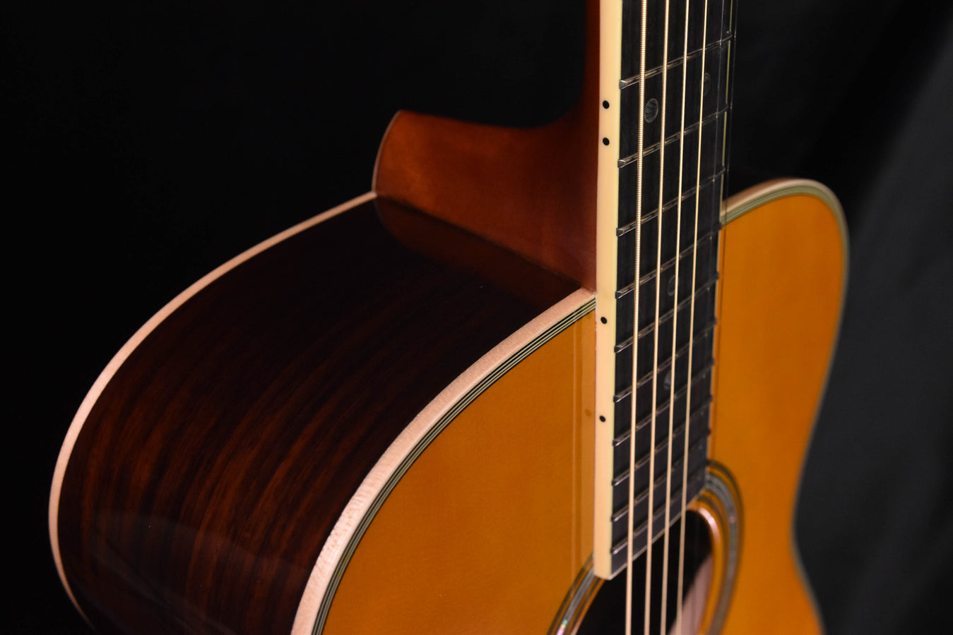 Yamaha LS-TA VN Transacoustic Guitar Brown Vintage Natural Acoustic Guitar