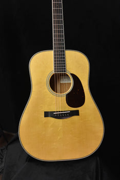 santa cruz custom va (vintage artist) dreadnought acoustic guitar- adirondack spruce top, hide glue and adi braces
