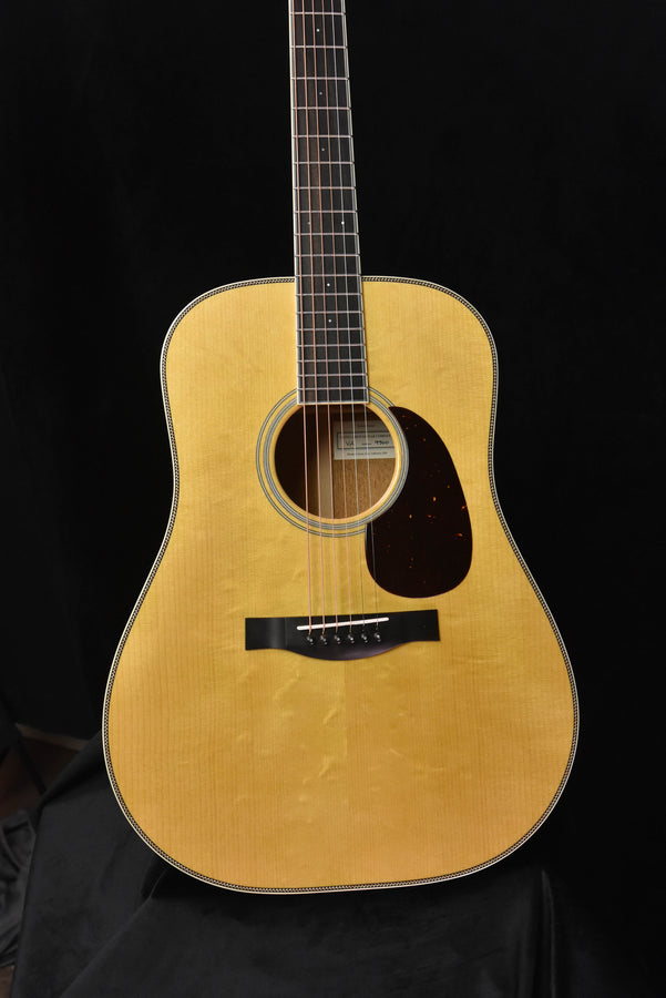 Santa Cruz Custom VA (Vintage Artist) Dreadnought Acoustic Guitar- Adirondack Spruce top, Hide Glue and Adi Braces