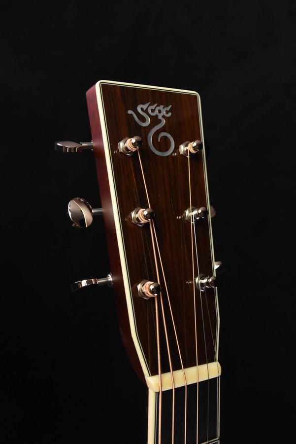 Santa Cruz Custom VA (Vintage Artist) Dreadnought Acoustic Guitar- Adirondack Spruce top, Hide Glue and Adi Braces