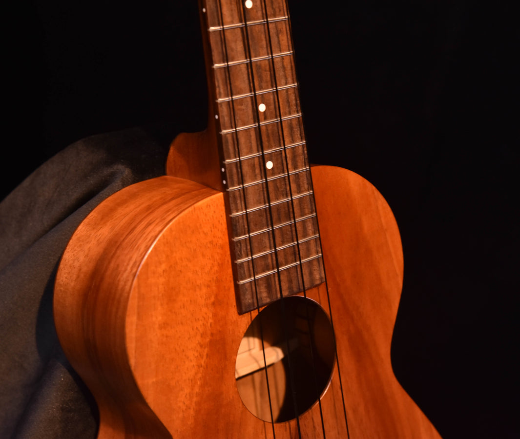 Kamaka HF-2 Concert Ukulele All Koa 231422