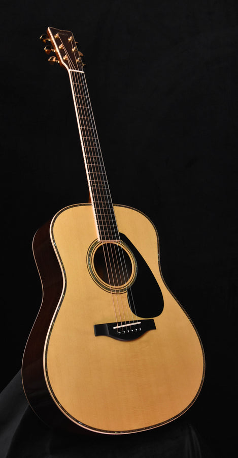 Used Yamaha LL56 Original Jumbo Acoustic  Guitar- 2019 Build Excellent Condition