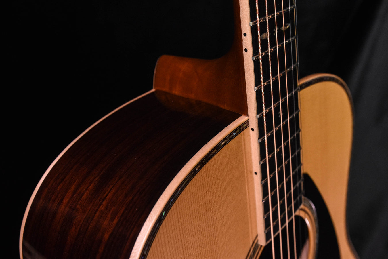 Used Yamaha LL56 Original Jumbo Acoustic  Guitar- 2019 Build Excellent Condition