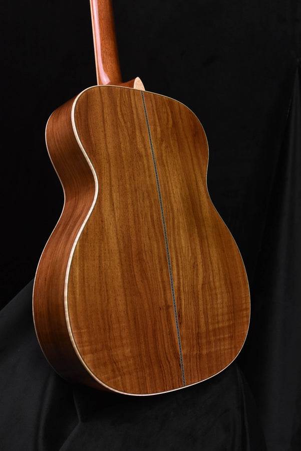 Martin CEO-10 Limited Edition Acoustic Guitar