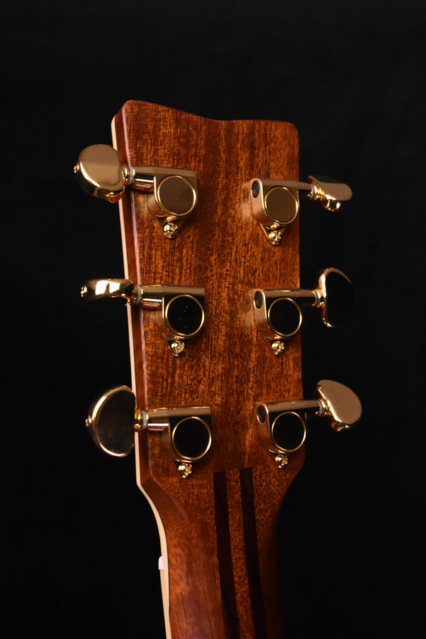 Yamaha LL16RDHC Dreadnought Acoustic Guitar