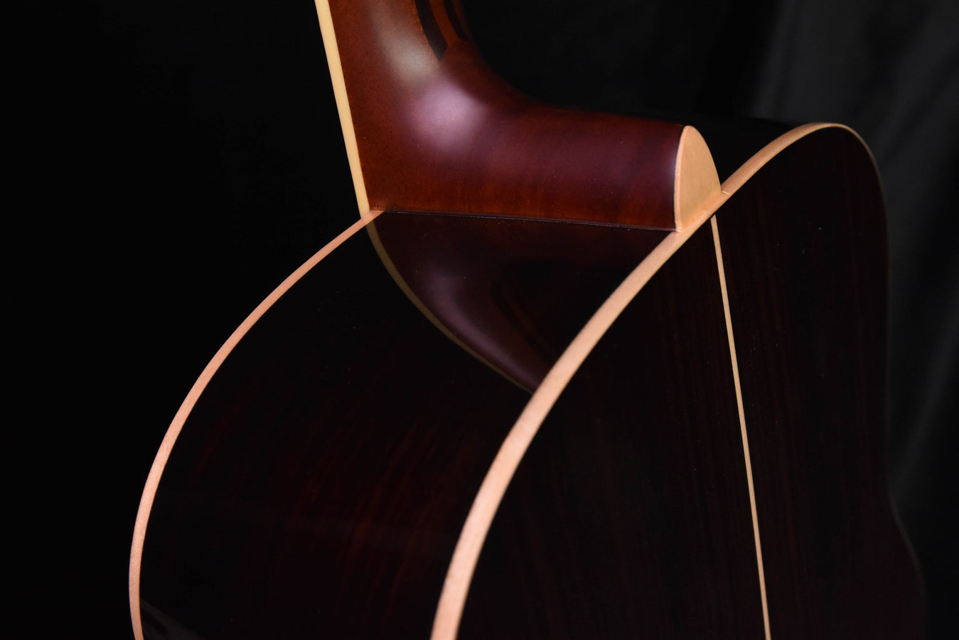 Yamaha LL16RDHC Dreadnought Acoustic Guitar