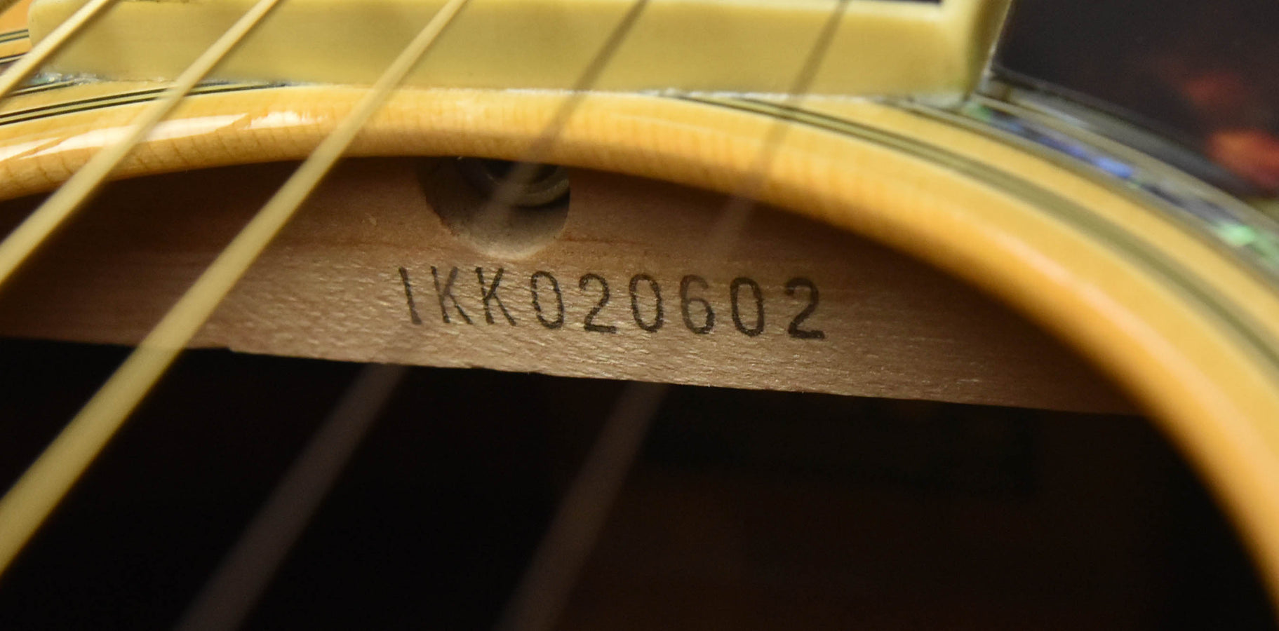 Yamaha LL16RDHC Dreadnought Acoustic Guitar